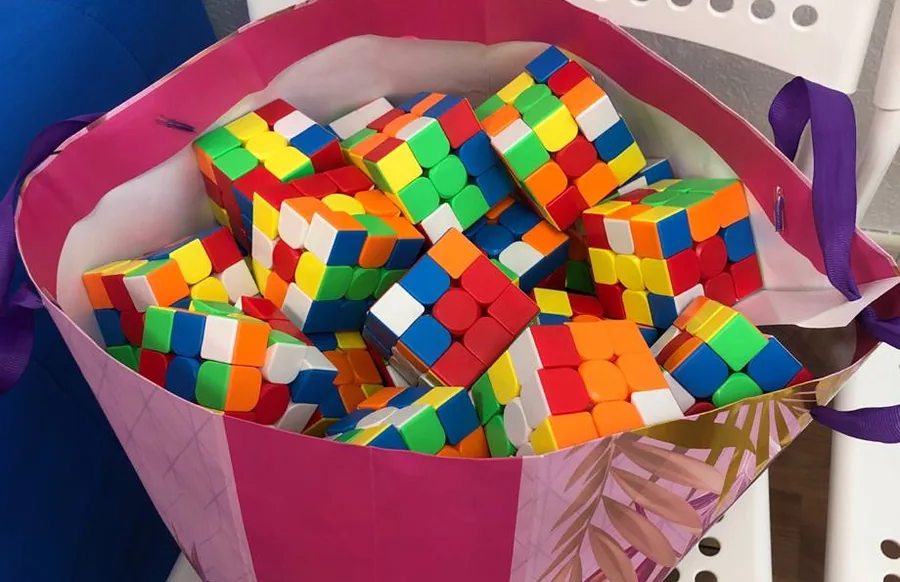 A bag of stickerless 3×3 cubes ready for a lesson